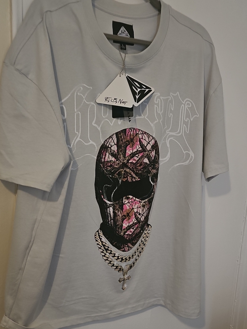 F by Eazy Light Gray Short Sleeve Graphic Tee with Skull Print
